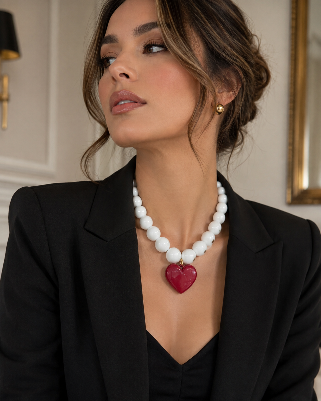 COLLAR CHICLE BLANCO CON VINOTINTO